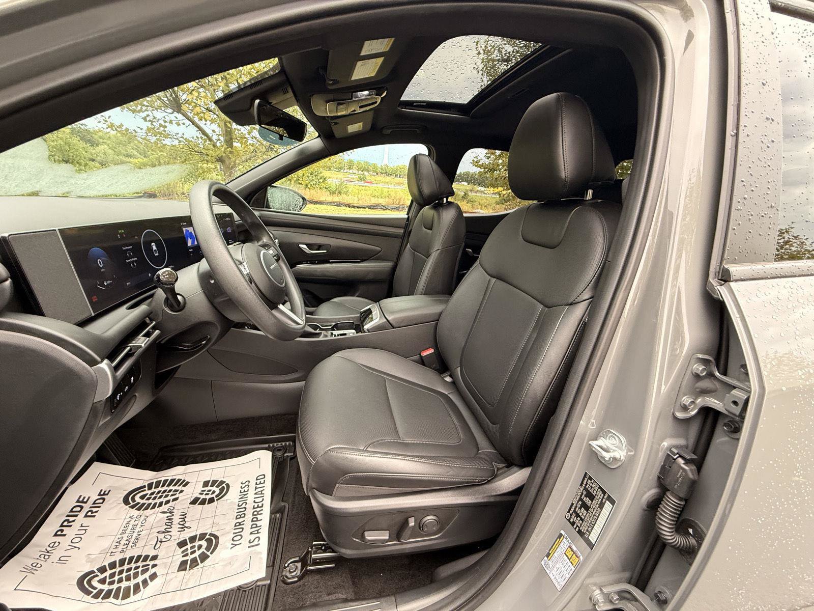 Certified 2025 Hyundai Santa Cruz SEL FWD image 14