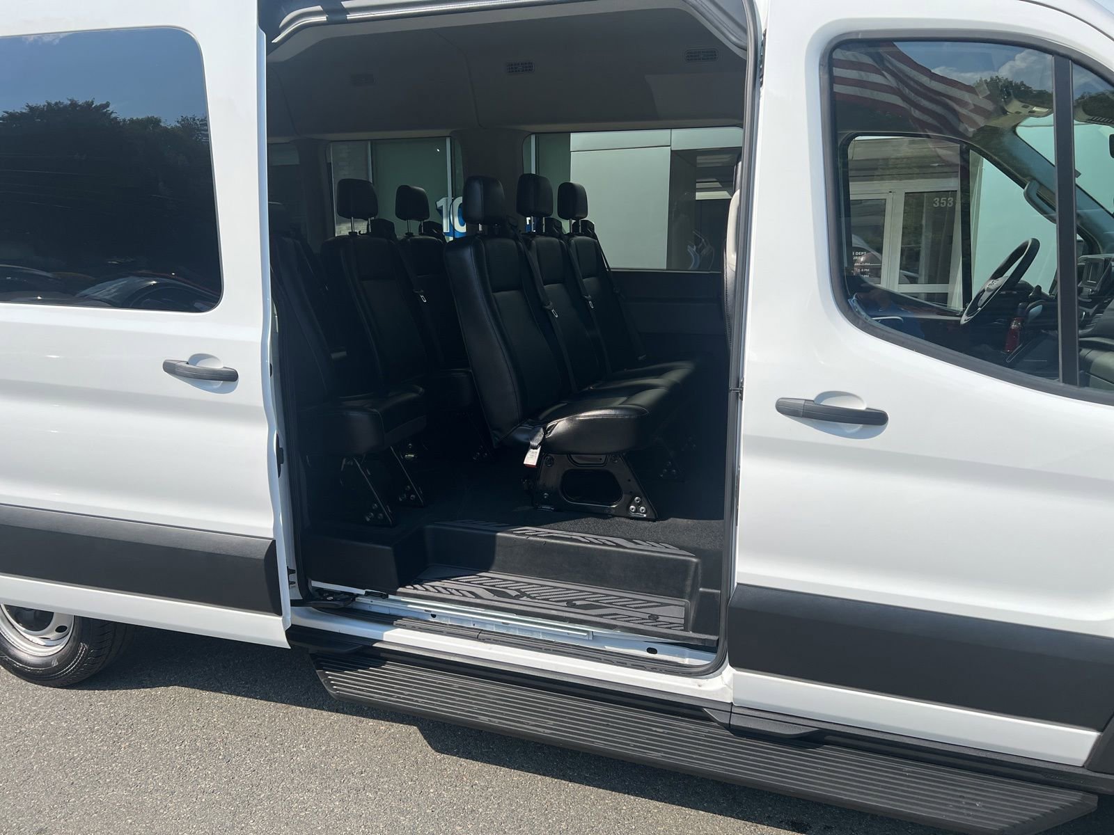 Used 2024 Ford Transit 350 XL RWD image 13