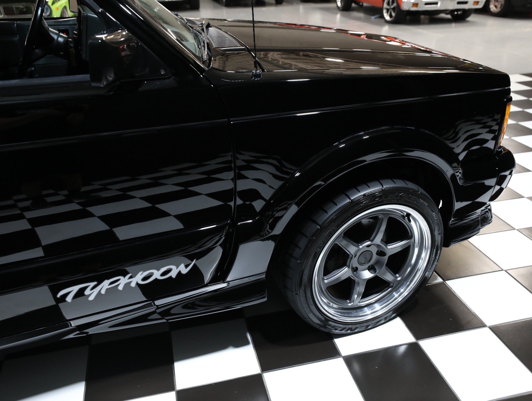 Used 1993 GMC Typhoon AWD/4WD image 16