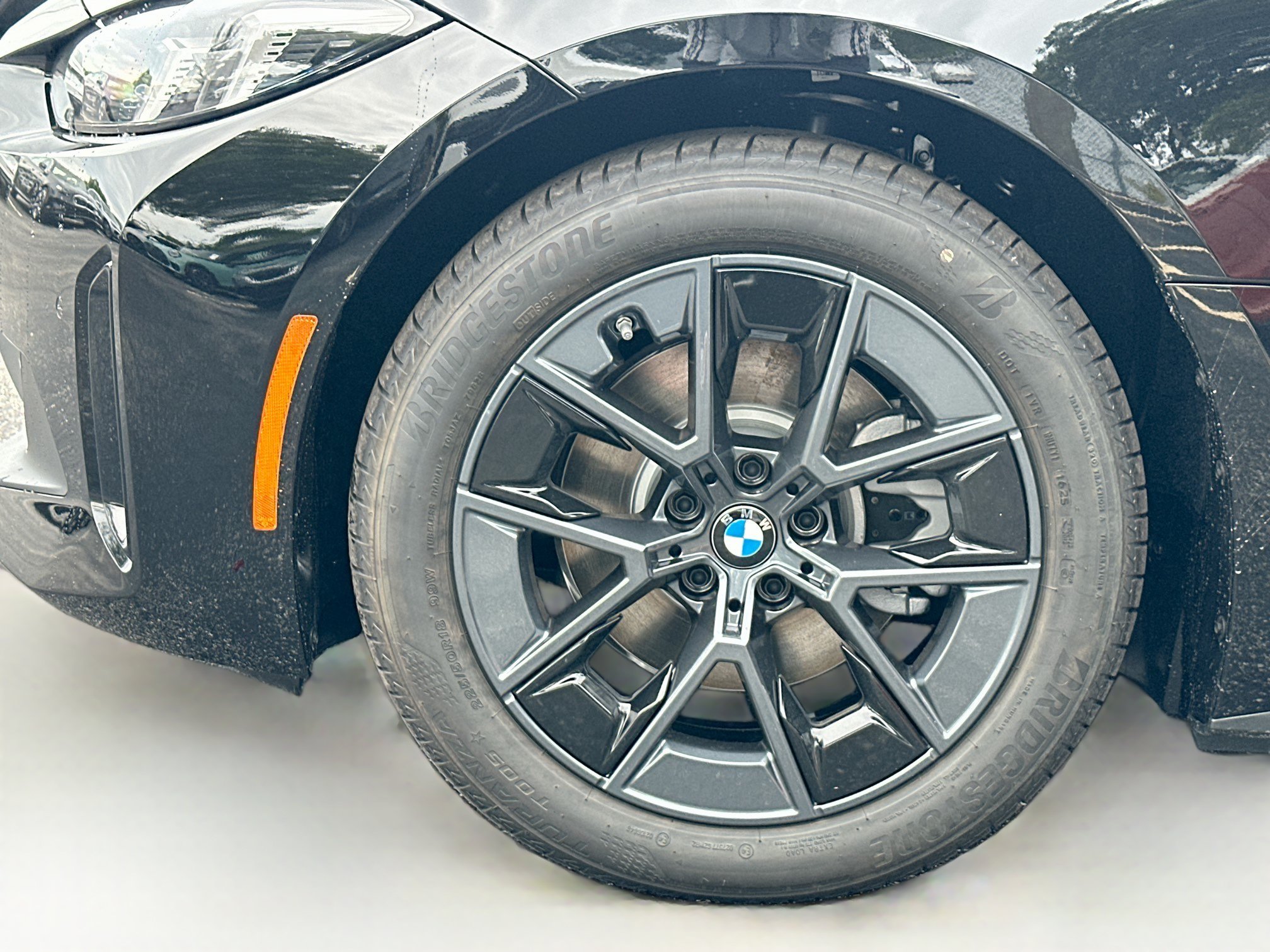 Used 2025 BMW i4 eDrive40 RWD image 26