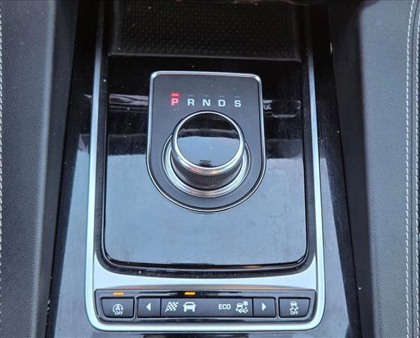 Used 2019 Jaguar F-PACE S image 14