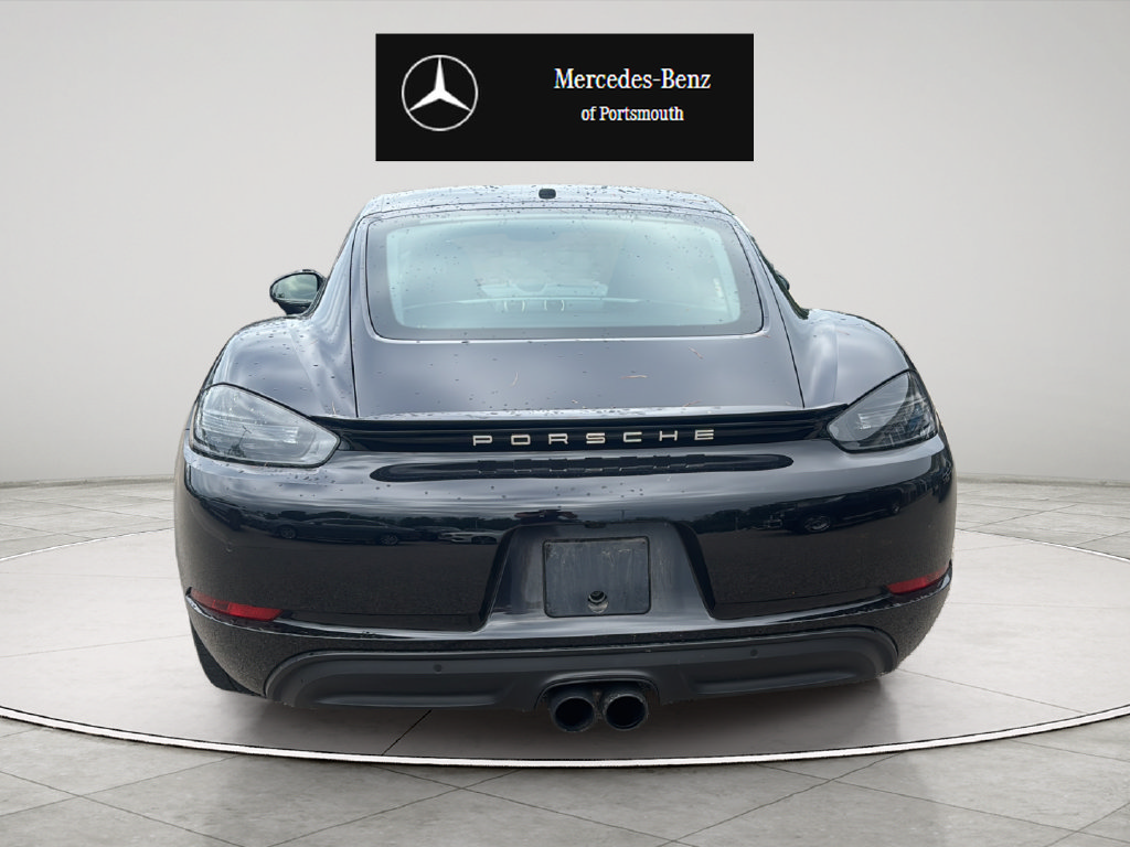 Used 2024 Porsche 718 Cayman RWD image 4
