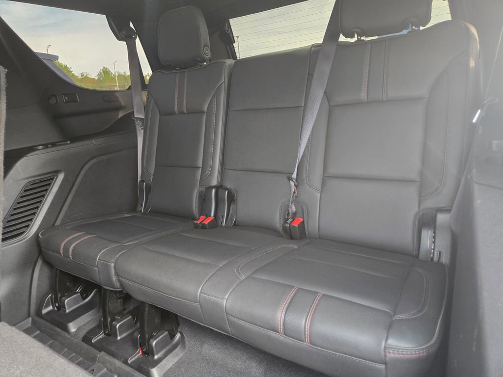 Used 2023 Chevrolet Tahoe RST RWD image 9