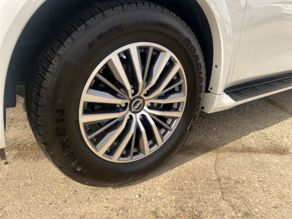 Used 2021 Nissan Armada SL image 17