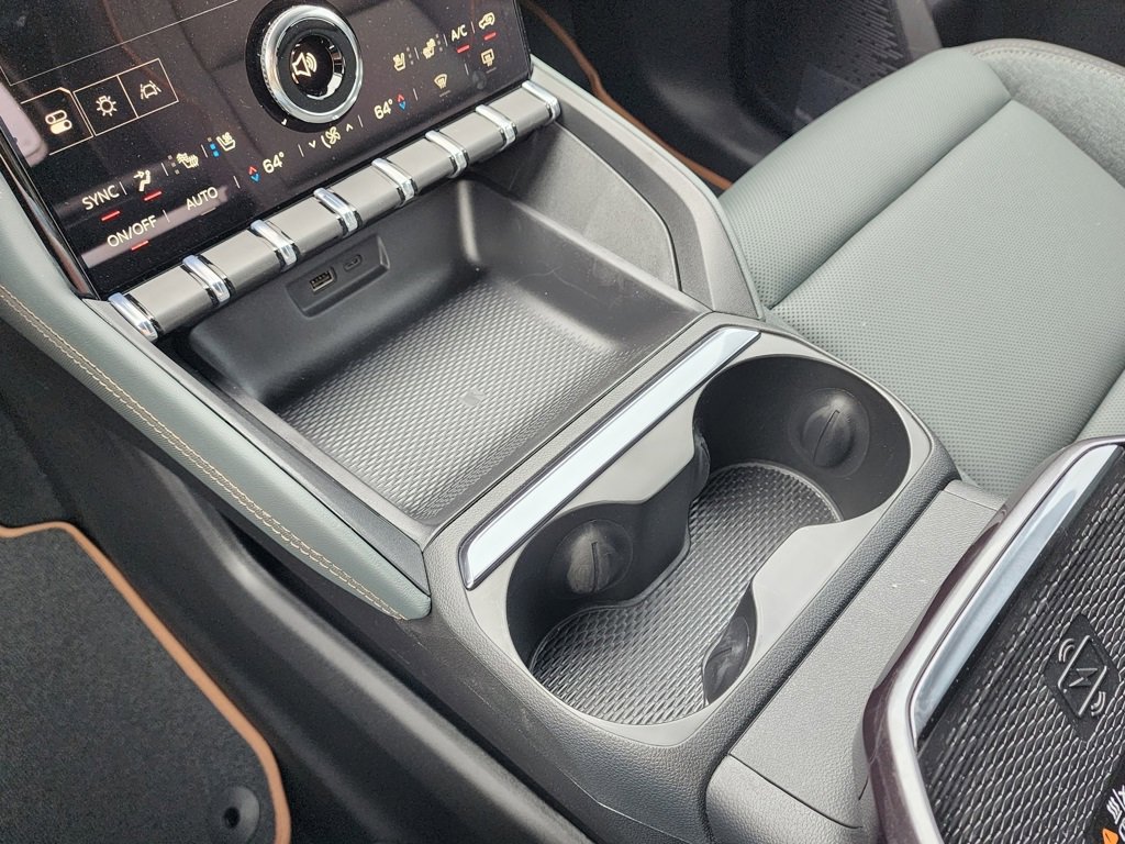 New 2026 GMC Terrain AT4 w/ Convenience Package III image 32