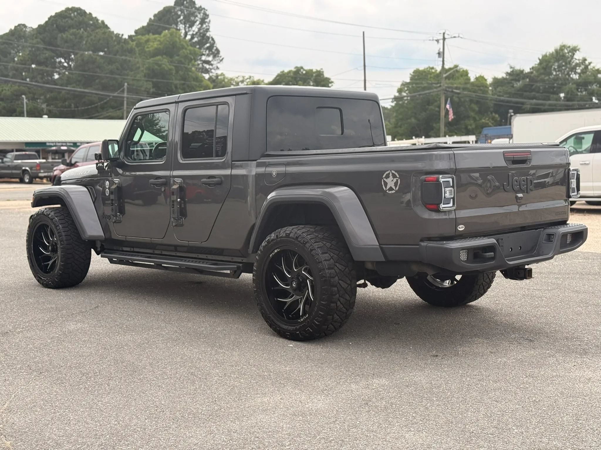 Used 2021 Jeep Gladiator Sport AWD/4WD image 7