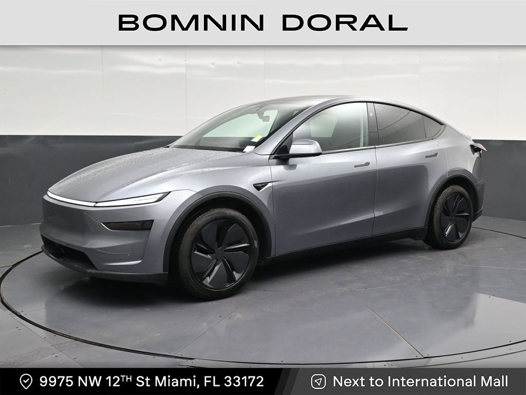 Used 2026 Tesla Model Y 2WD image 1