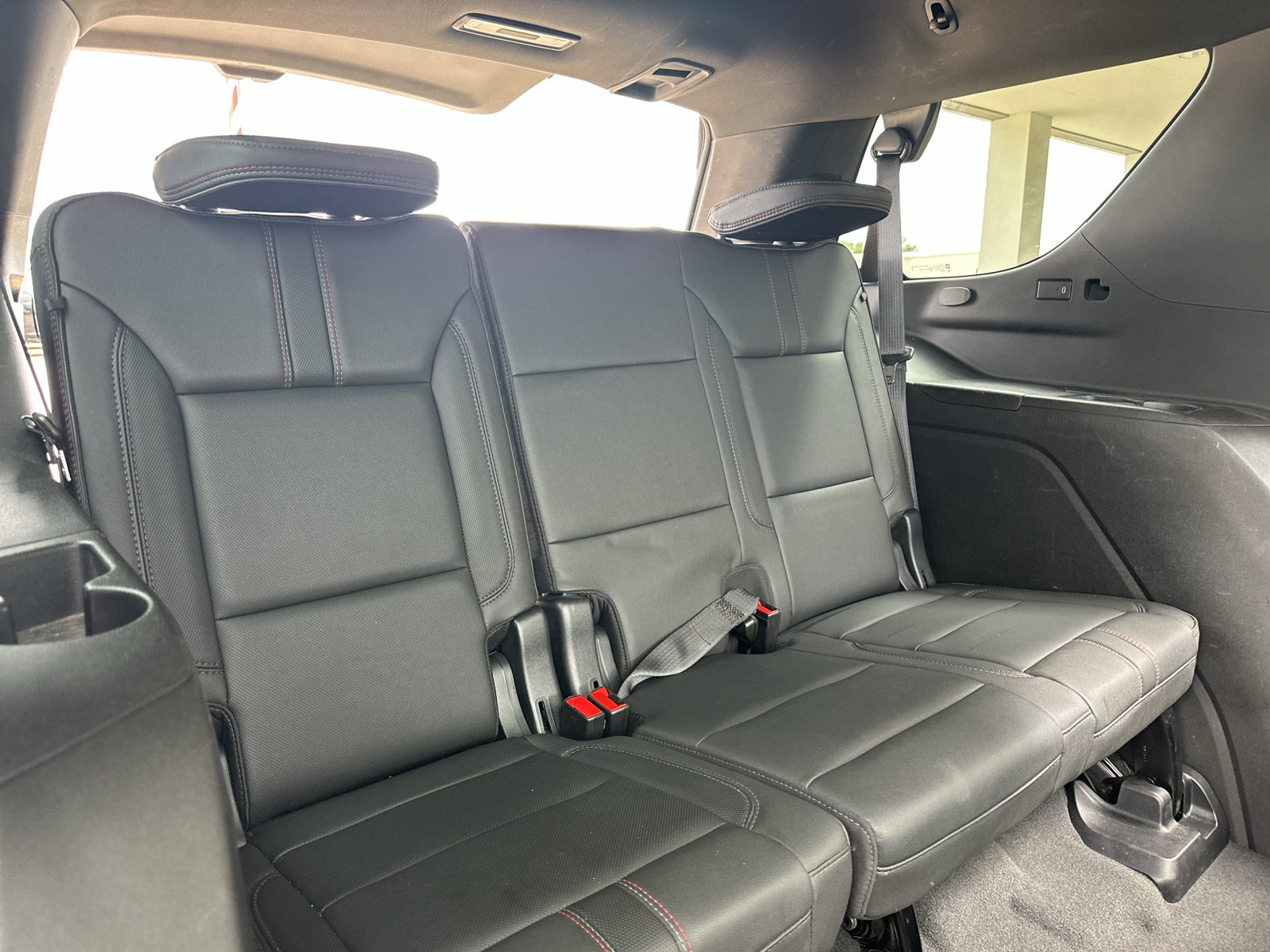 Used 2023 Chevrolet Tahoe RST w/ Luxury Package AWD/4WD image 40