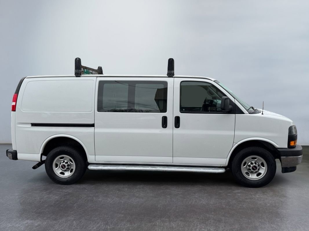 Used 2019 GMC Savana 2500 w/ Driver Convenience Package image 4