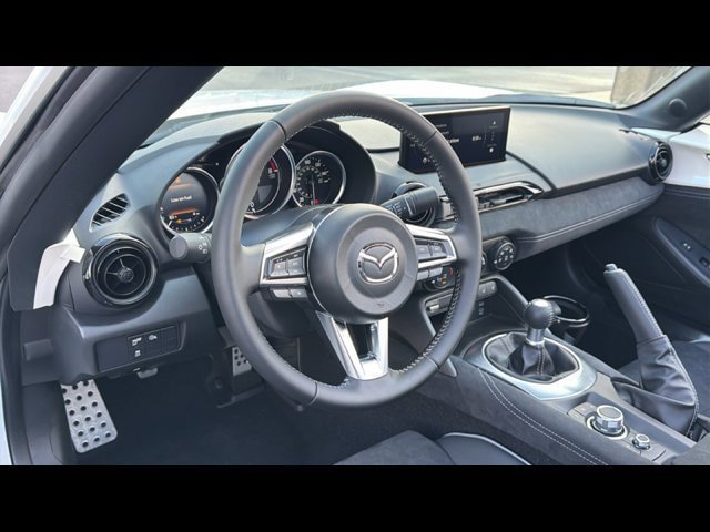 New 2026 MAZDA MX-5 Miata RF Club w/ Interior Package RWD image 19