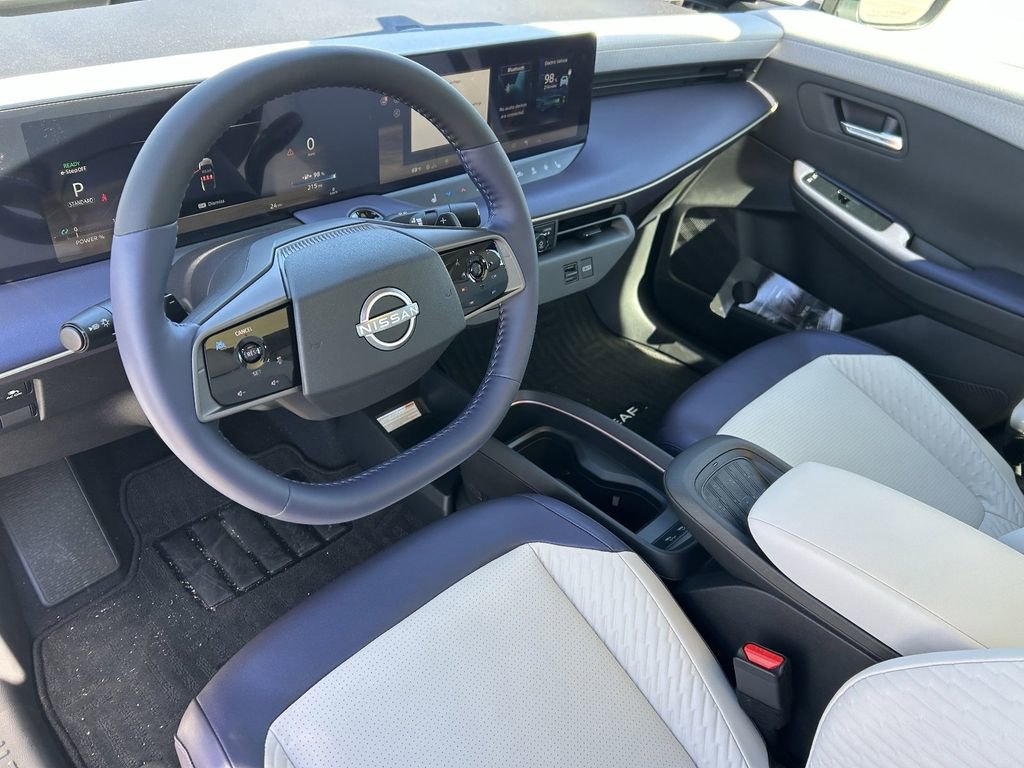 New 2026 Nissan Leaf Platinum+ w/ Cargo Package (Platinum+) image 16