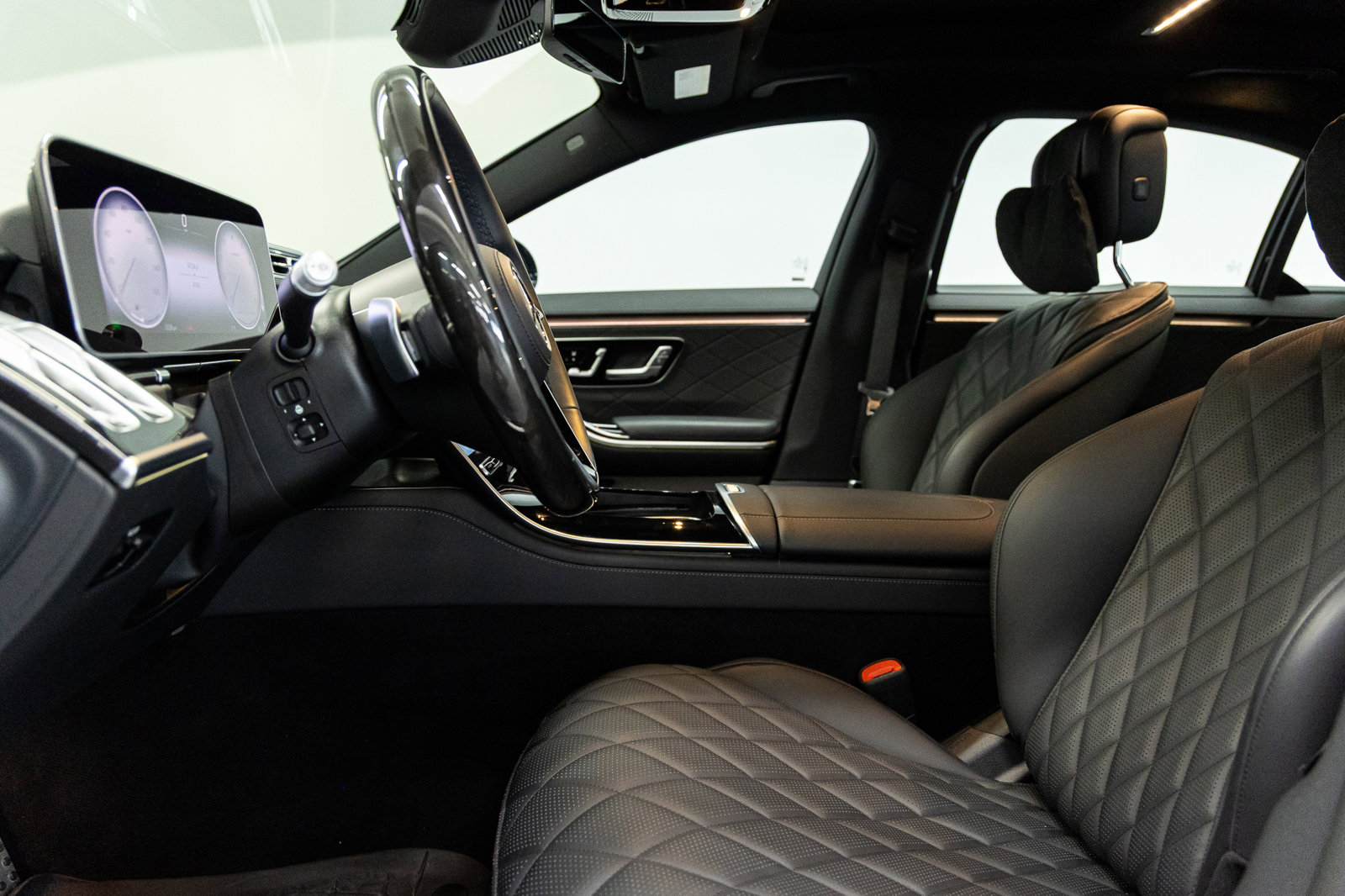 Used 2025 Mercedes-Benz S 580 4MATIC Sedan image 27