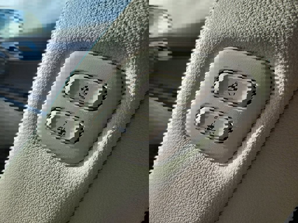 Used 2021 Genesis GV80 2.5T w/ Advanced Package 02 image 16