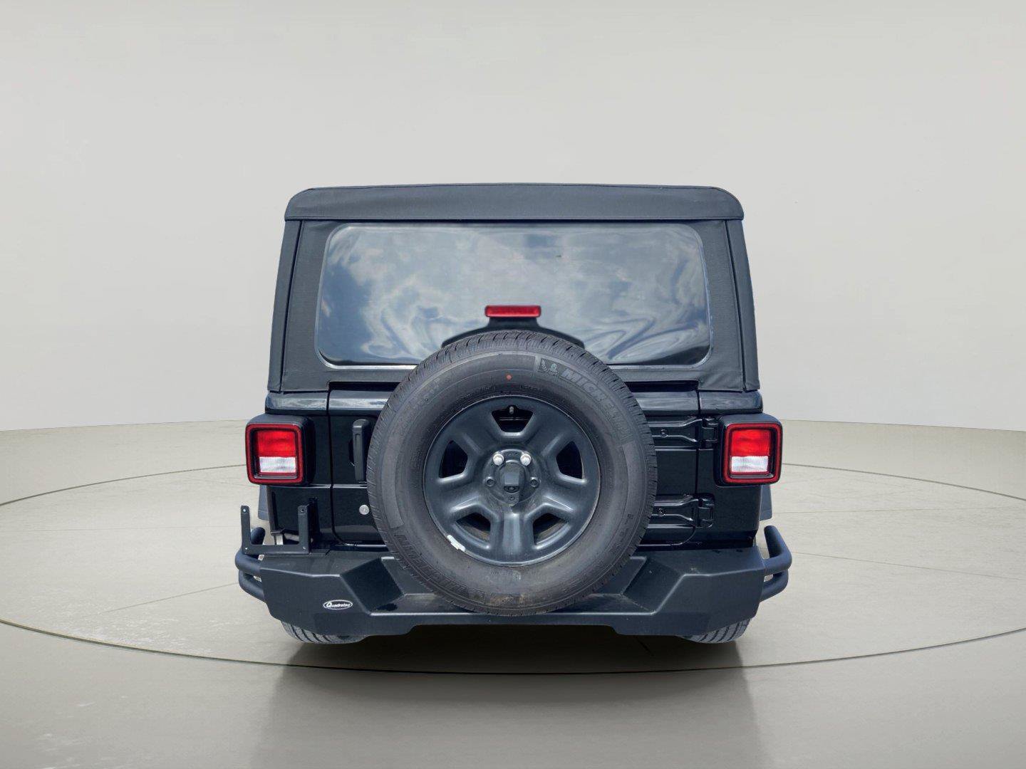 Used 2022 Jeep Wrangler Sport AWD/4WD image 6