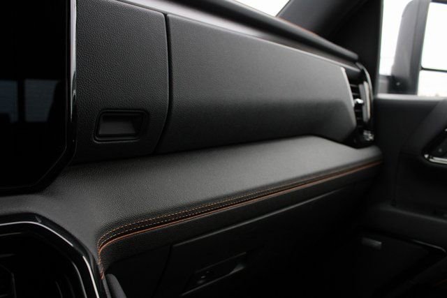Used 2024 GMC Sierra 2500 AT4 w/ AT4 Premium Plus Package image 13