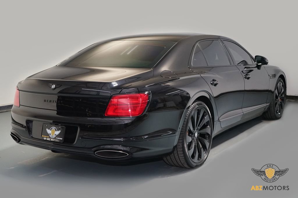Used 2026 Bentley Flying Spur Azure image 6