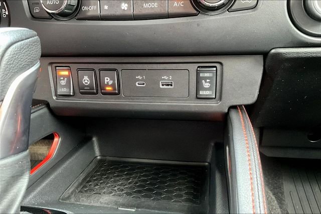 Used 2023 Nissan Frontier PRO-4X w/ Pro-4X Premium Package image 17