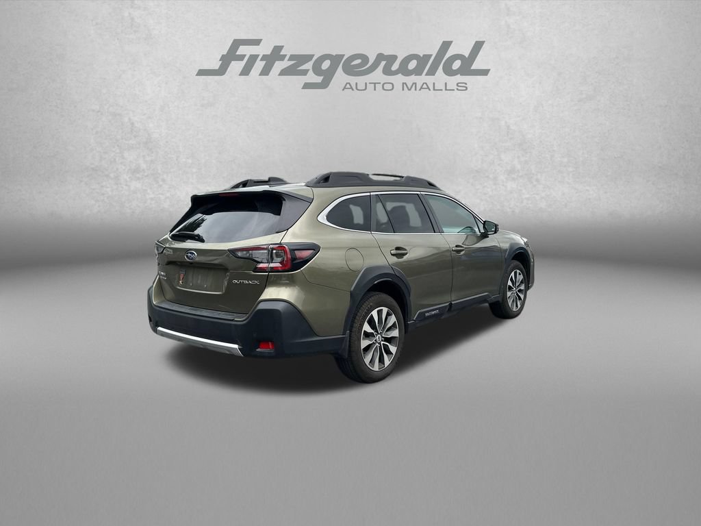 Used 2025 Subaru Outback Limited AWD/4WD image 8
