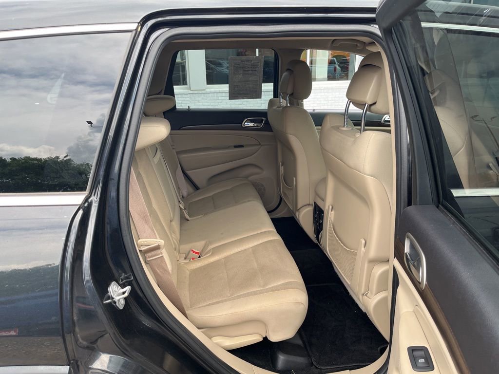 Used 2015 Jeep Grand Cherokee Laredo w/ Quick Order Package 23E image 15