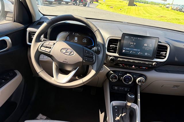 New 2026 Hyundai Venue SEL FWD image 6