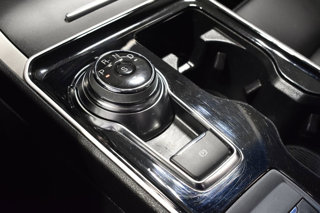 Used 2020 Ford Edge SEL w/ Convenience Package image 25