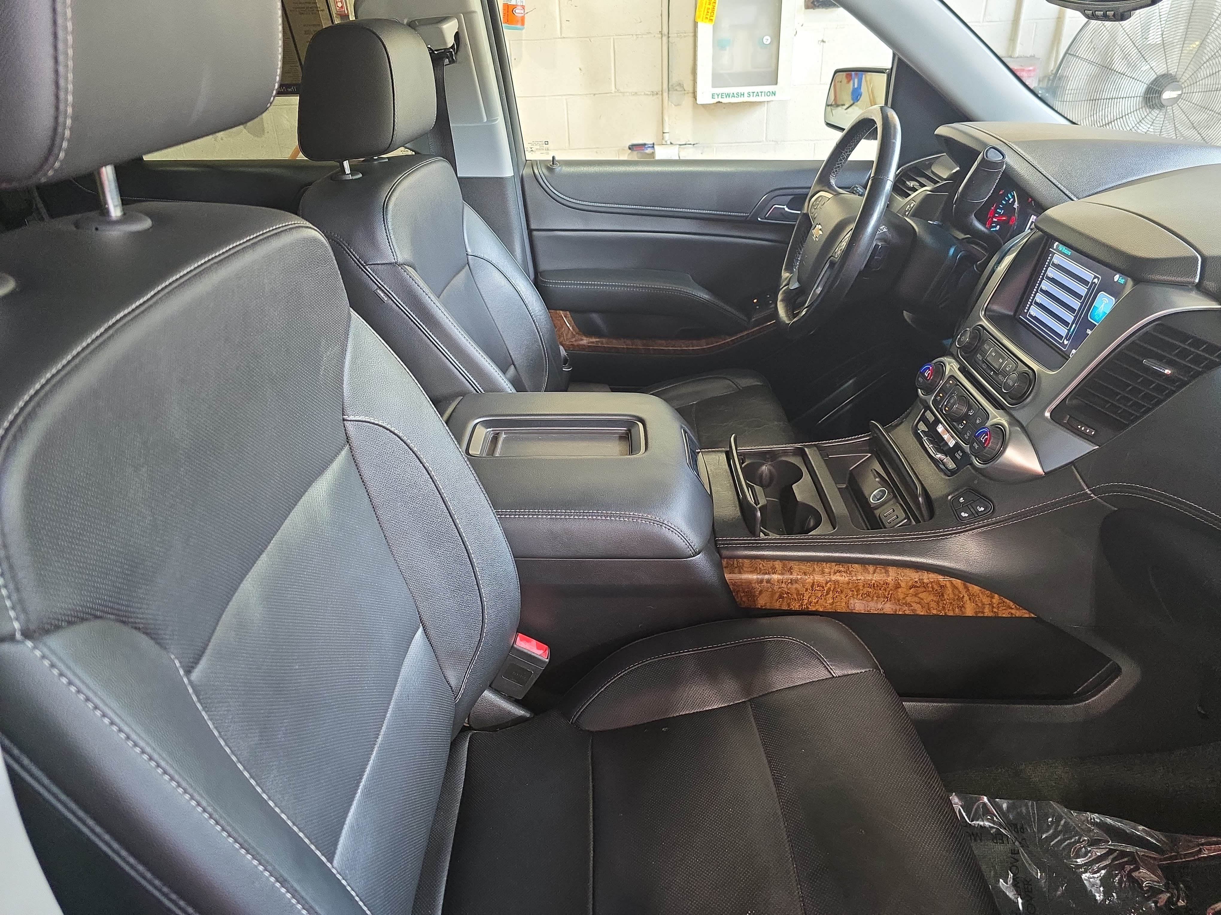 Used 2018 Chevrolet Tahoe Premier AWD/4WD image 10