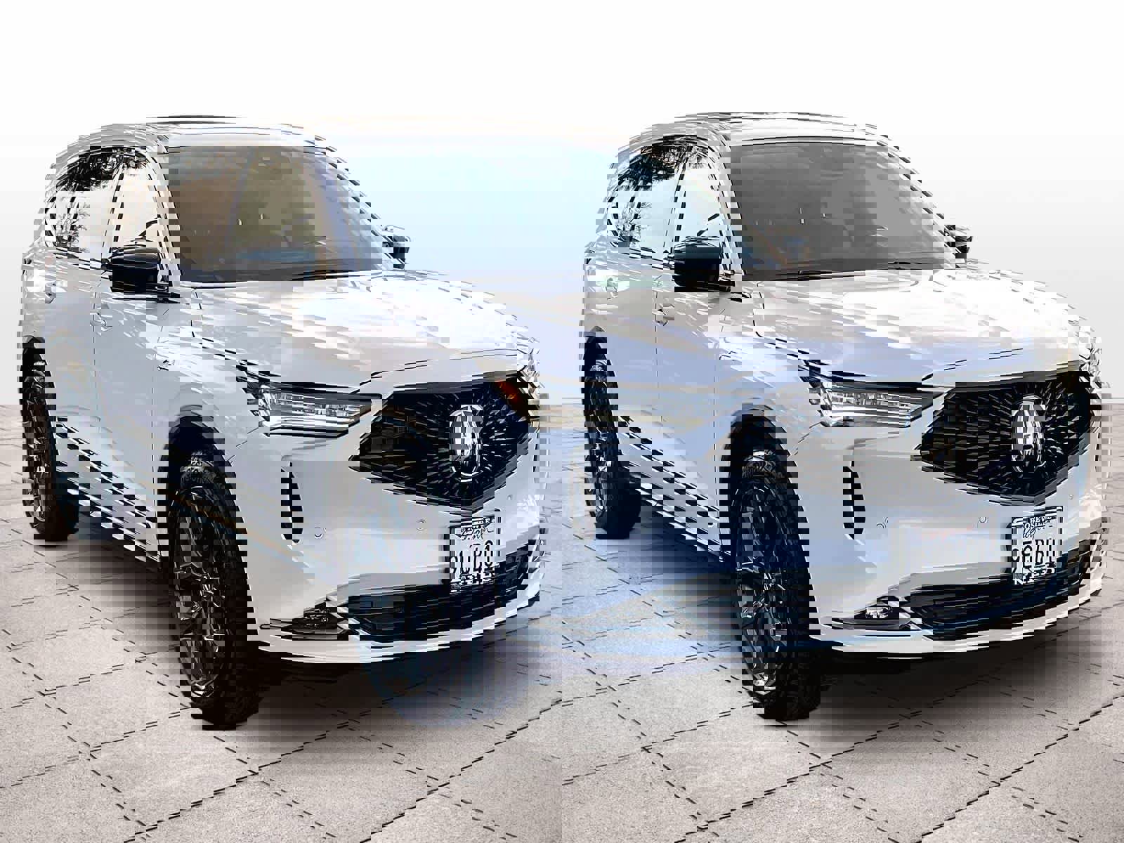 Used 2023 Acura MDX A-Spec image 2