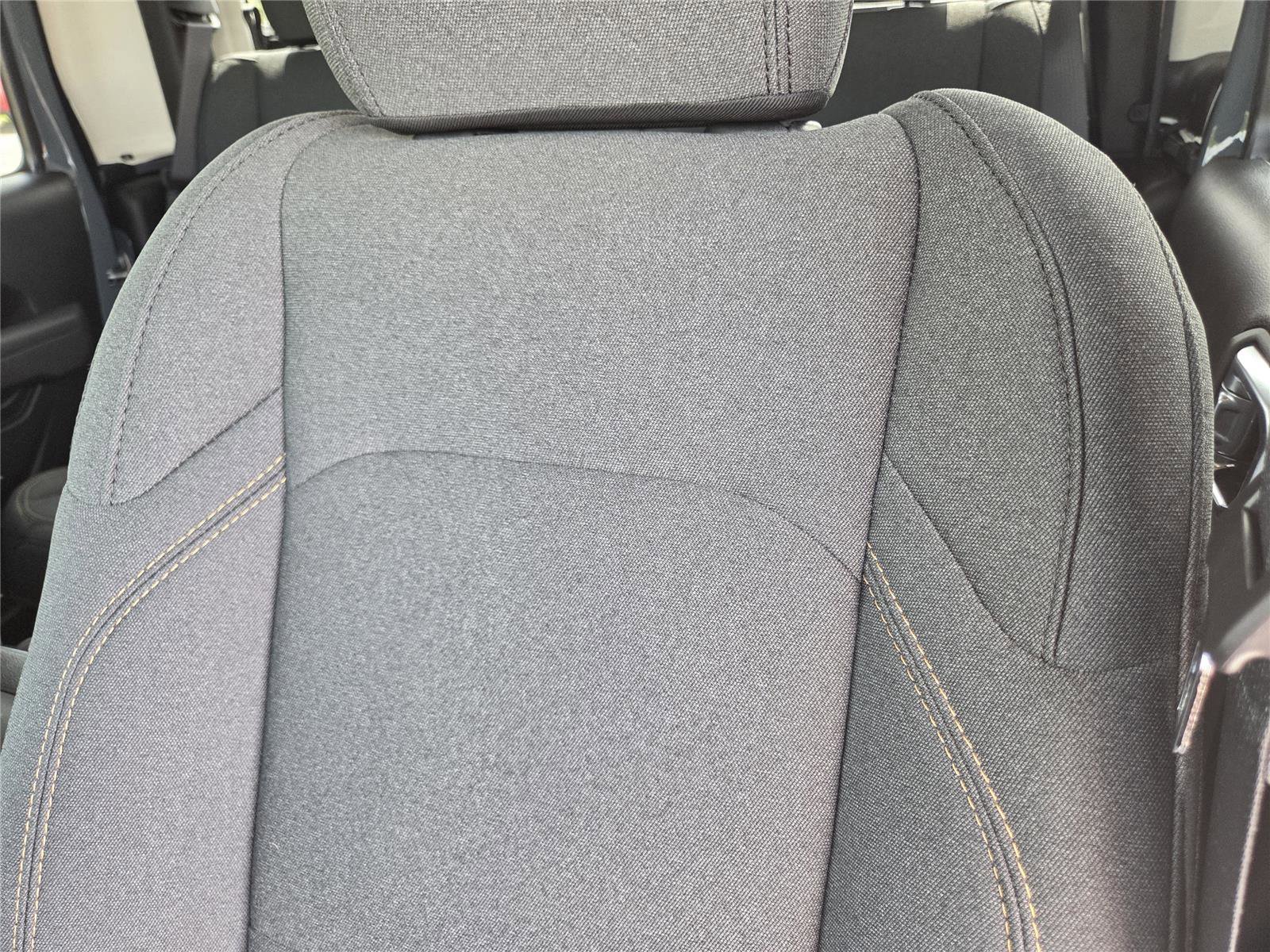 New 2025 Jeep Gladiator Sport image 43