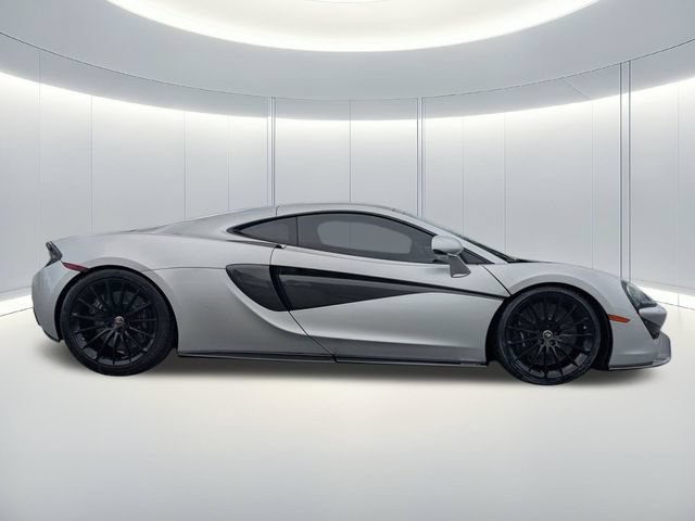 Used 2018 McLaren 570S RWD image 4