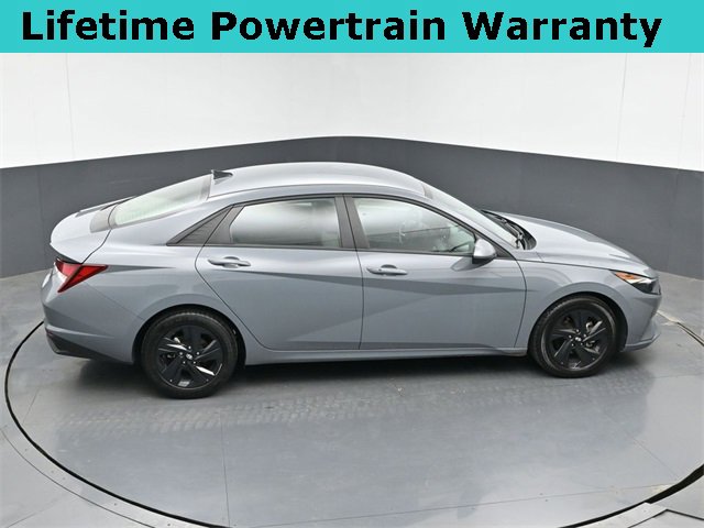 Used 2022 Hyundai Elantra SEL image 37