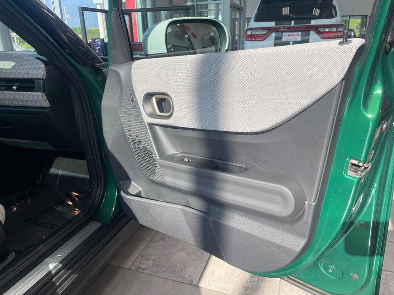 Used 2025 MINI Cooper S image 11