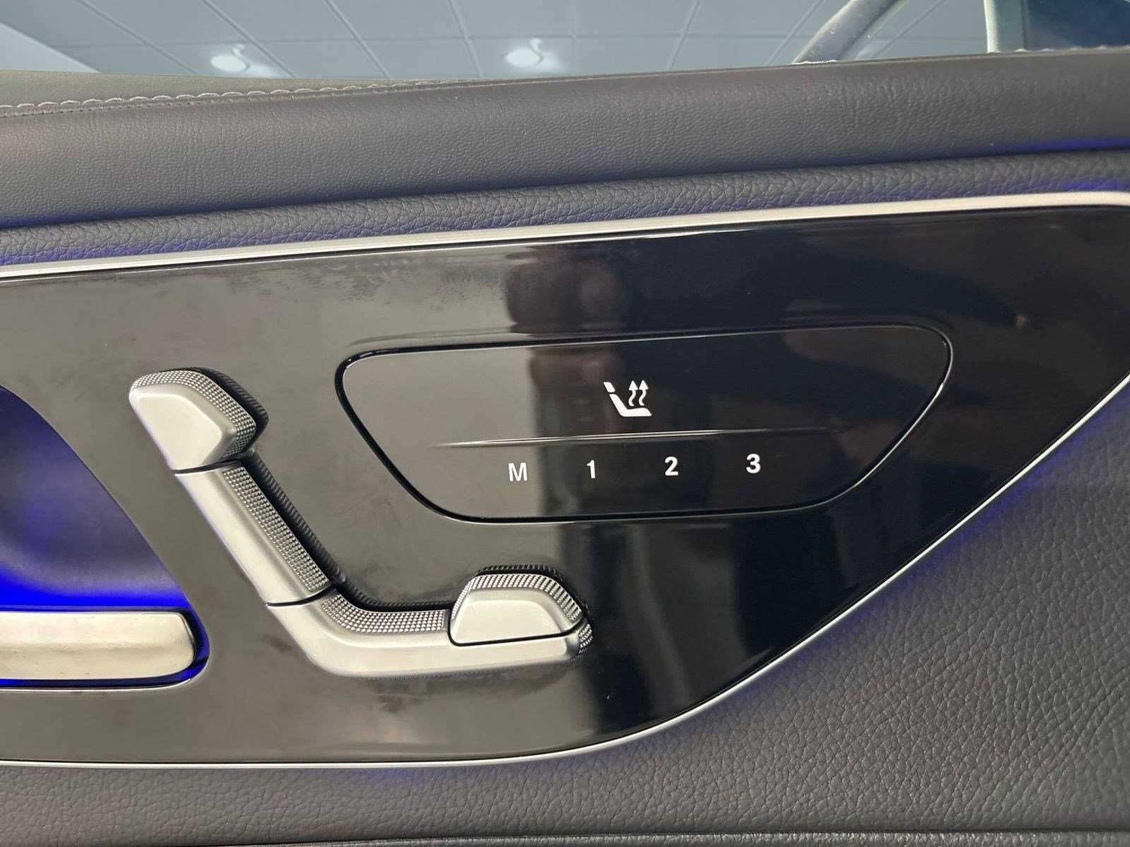 Certified 2023 Mercedes-Benz GLC 300 image 32