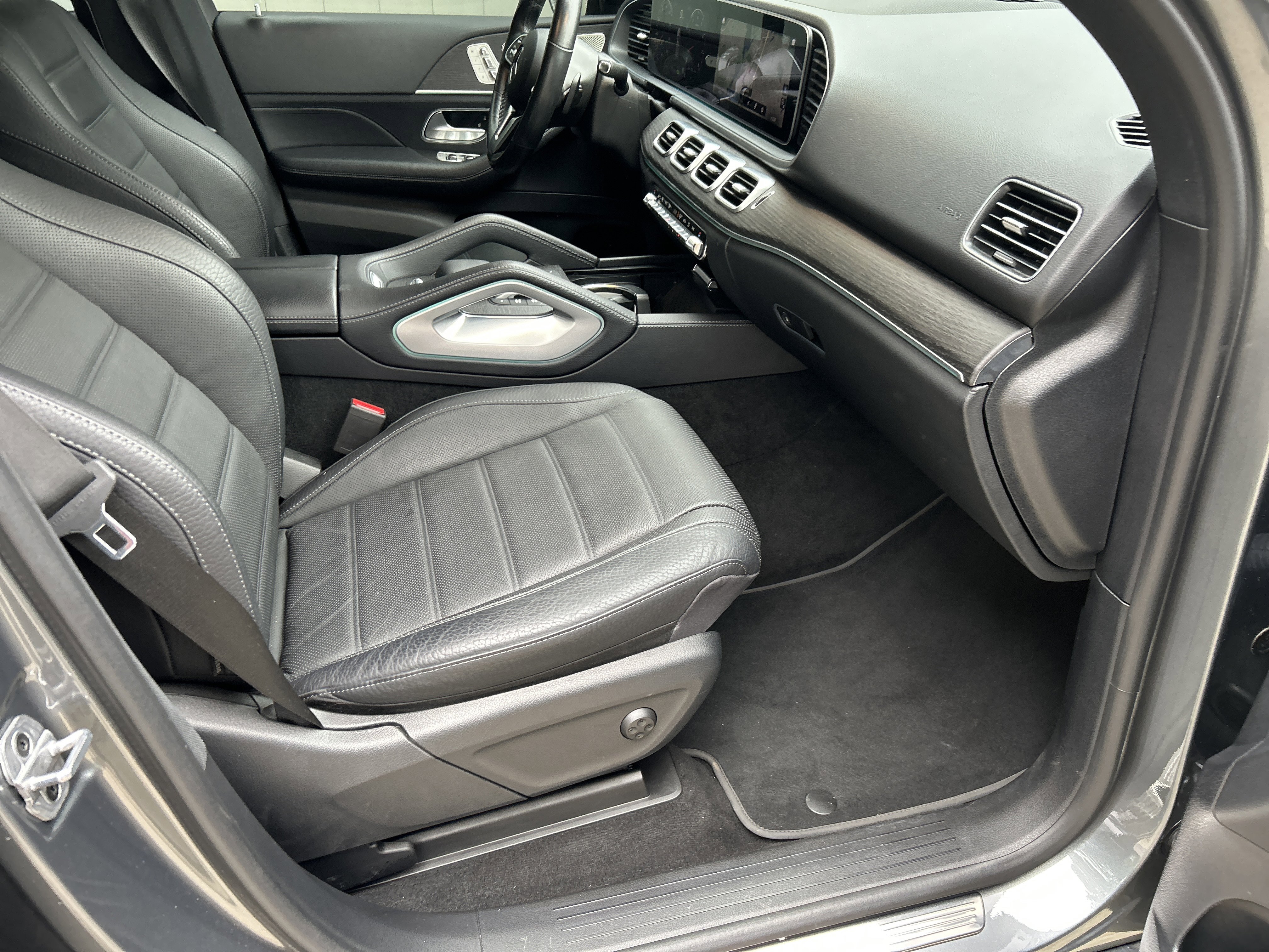 Certified 2021 Mercedes-Benz GLE 580 4MATIC image 49