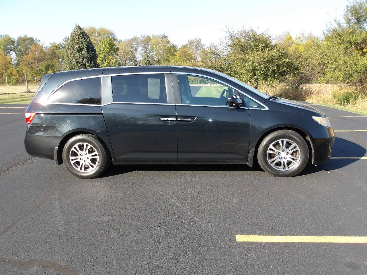 Used 2011 Honda Odyssey EX-L image 2