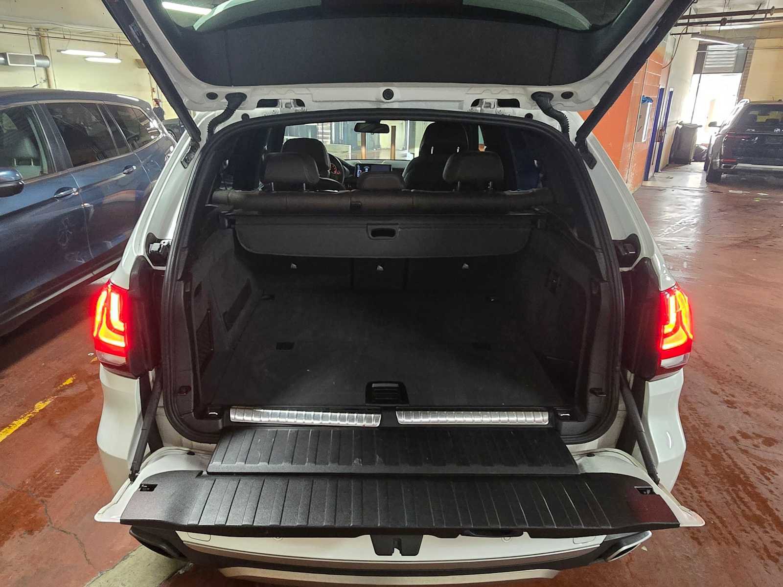 Used 2017 BMW X5 xDrive40e image 21