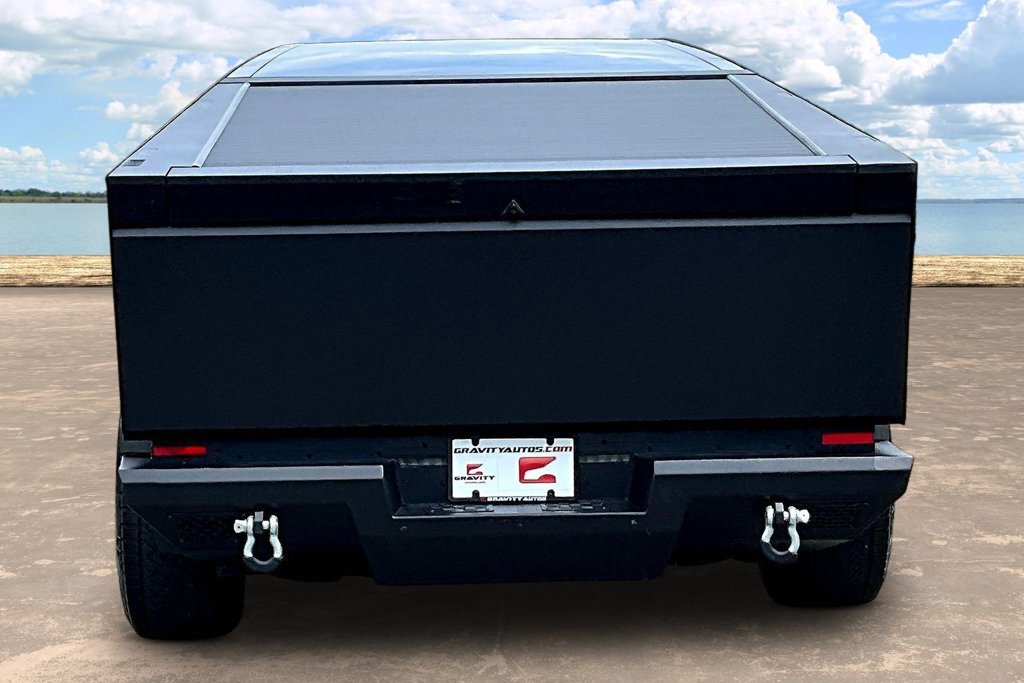 Used 2024 Tesla Cybertruck AWD Crew Cab image 5