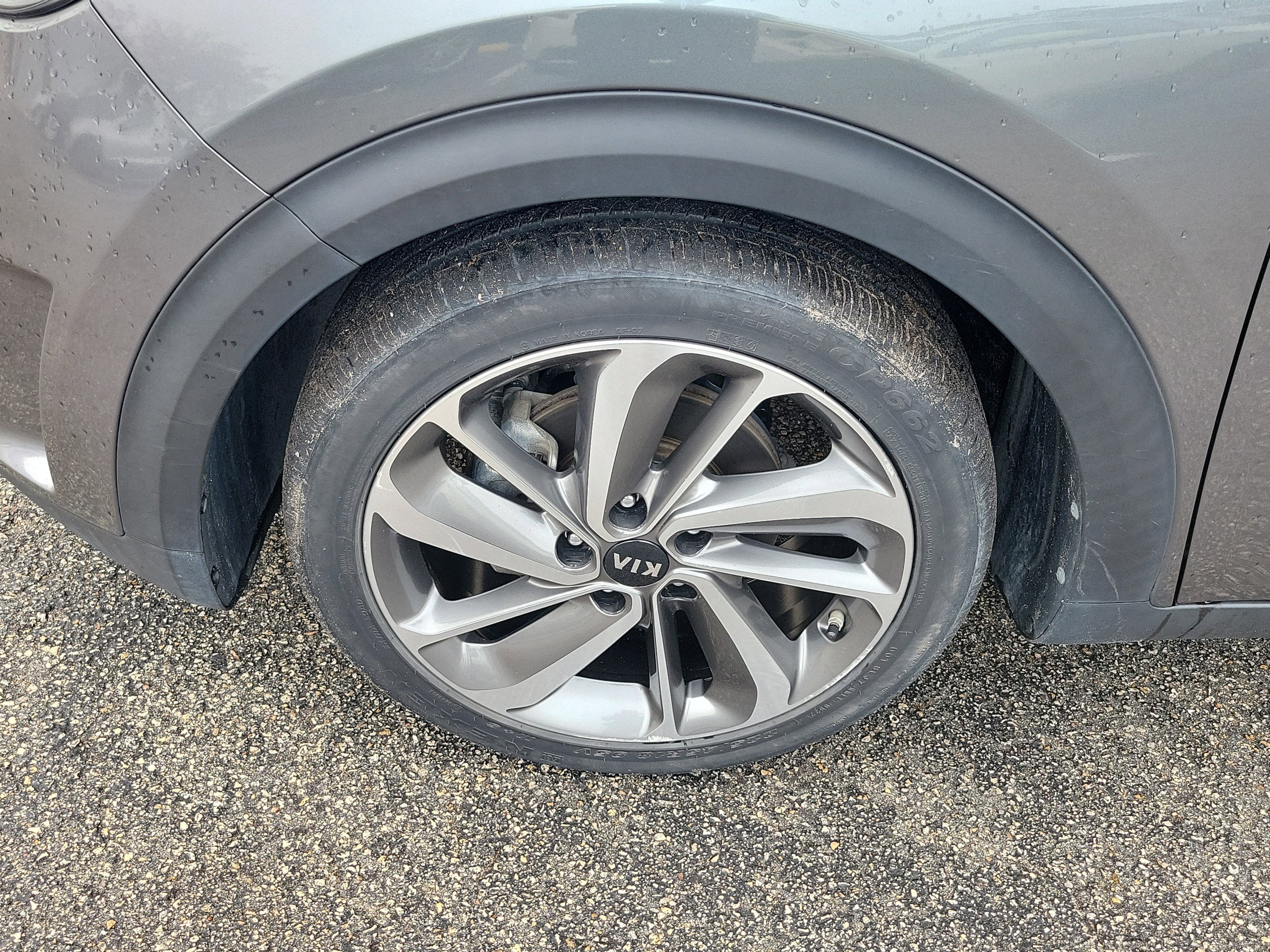 Used 2017 Kia Niro Touring image 40