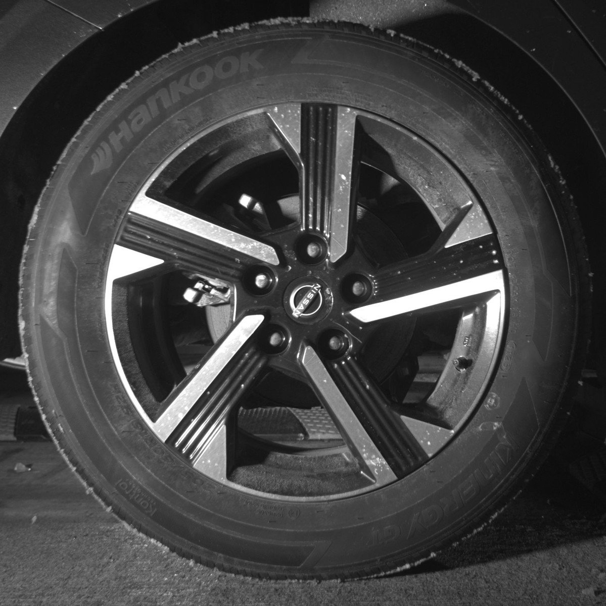 Used 2025 Nissan Sentra SV image 15