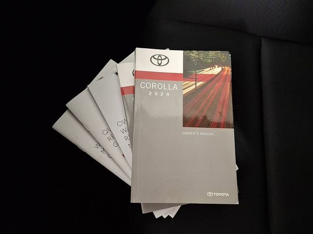 Used 2024 Toyota Corolla LE image 25