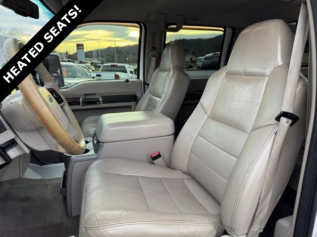 Used 2010 Ford F250 Lariat image 10