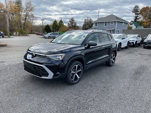 New 2025 Volkswagen Taos SEL