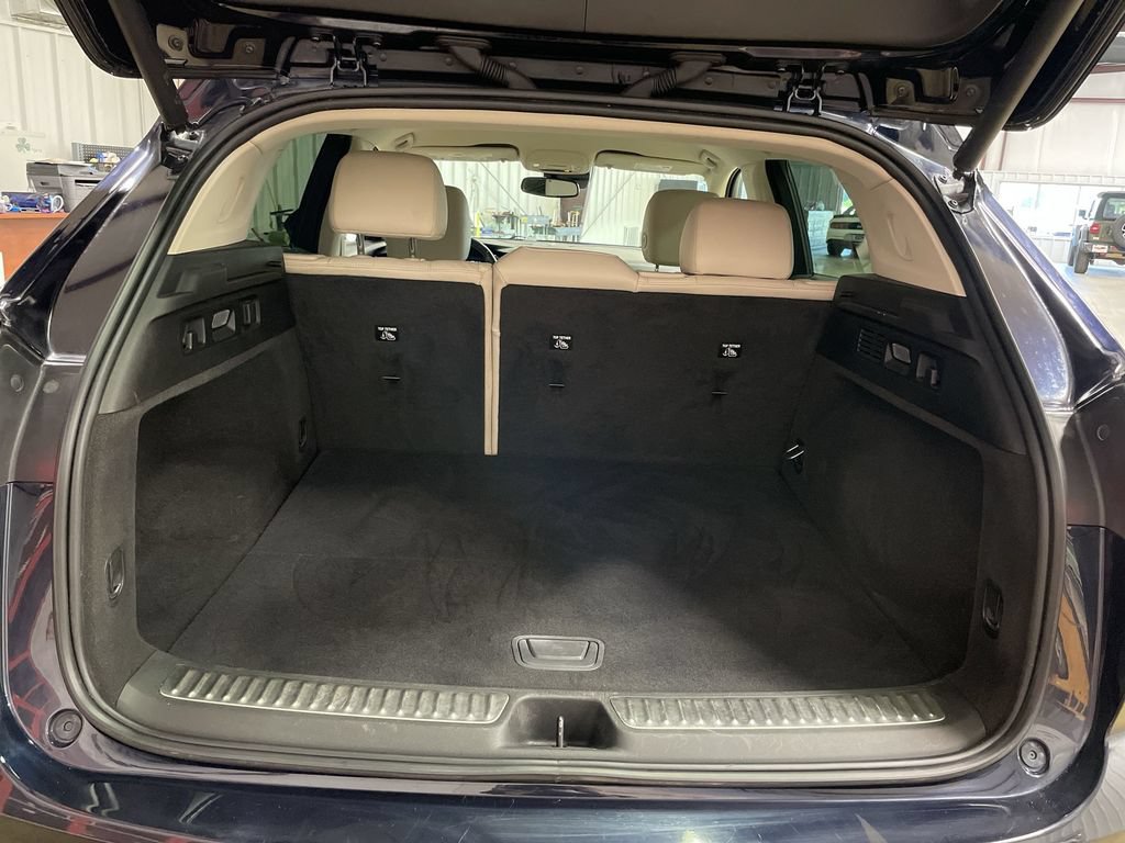 Used 2021 Buick Envision Essence w/ Technology Package I FWD image 25