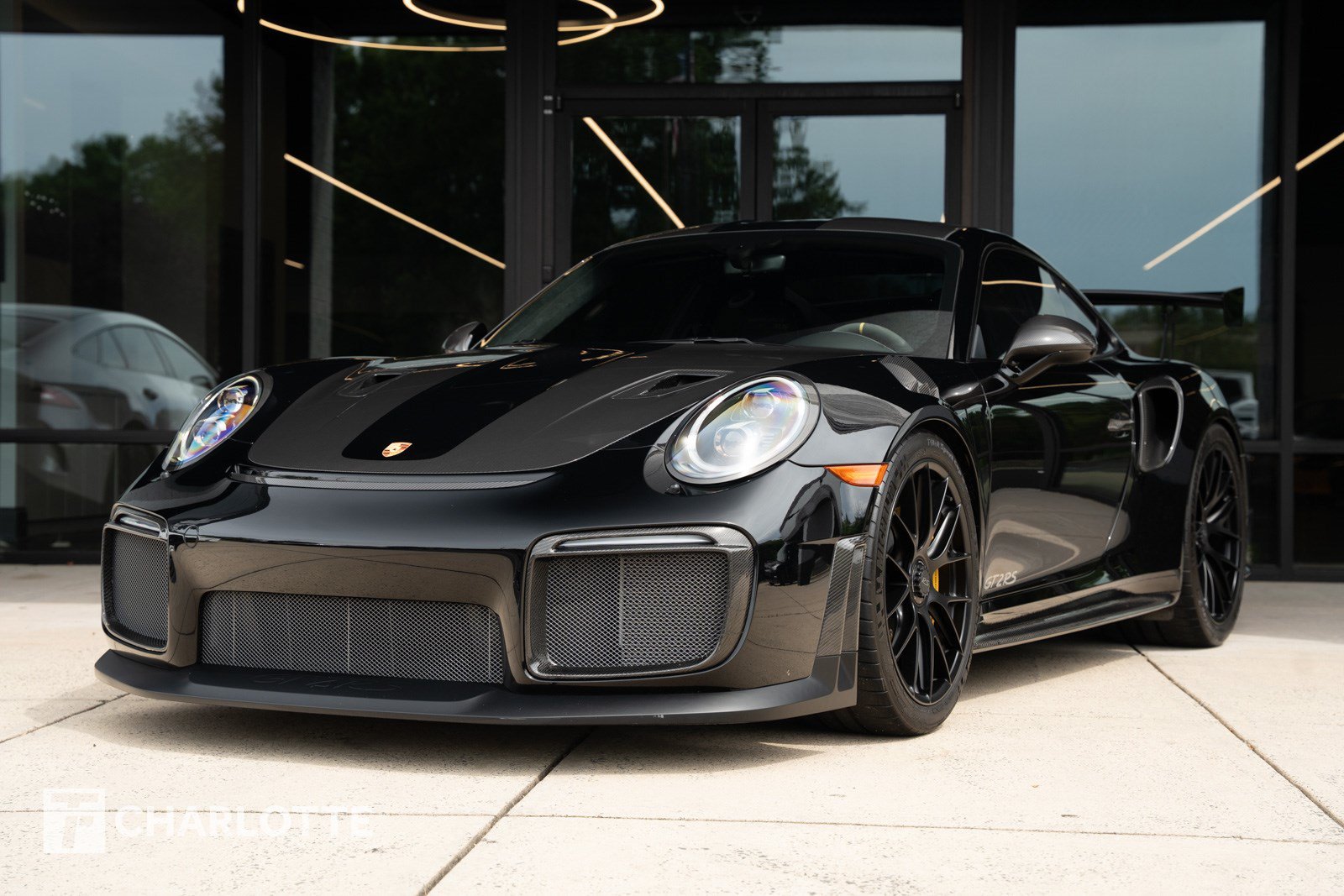 Used 2018 Porsche 911 GT2 RS RWD image 8