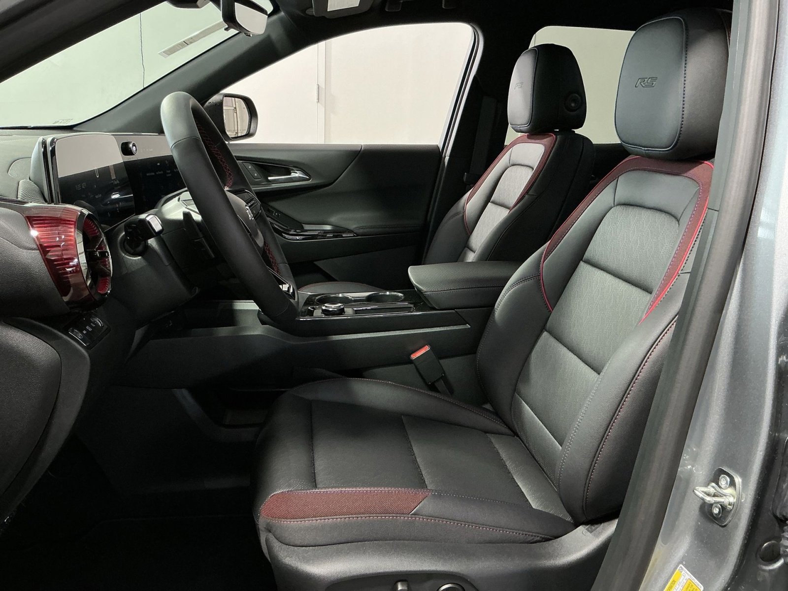 New 2026 Chevrolet Equinox RS w/ Safety and Technology Package image 21