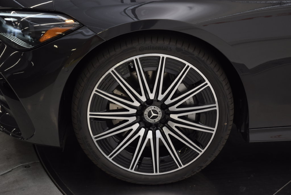New 2026 Mercedes-Benz CLE 450 4MATIC Coupe image 12