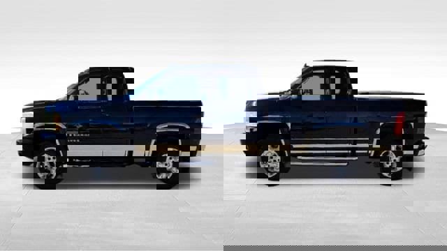 Used 2008 Chevrolet Silverado 1500 LTZ w/ Suspension Package, Off-Road image 5