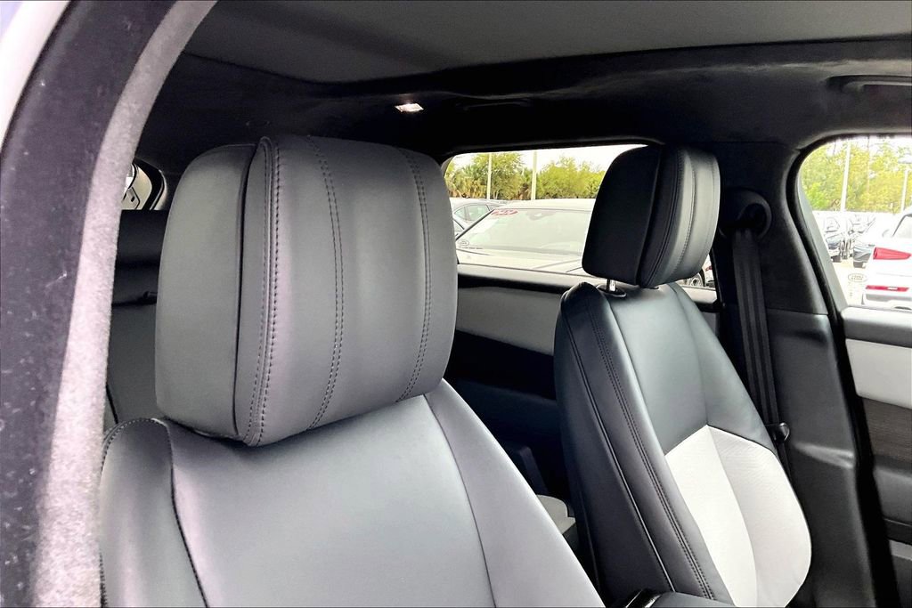 Used 2026 Land Rover Range Rover Velar Autobiography image 22