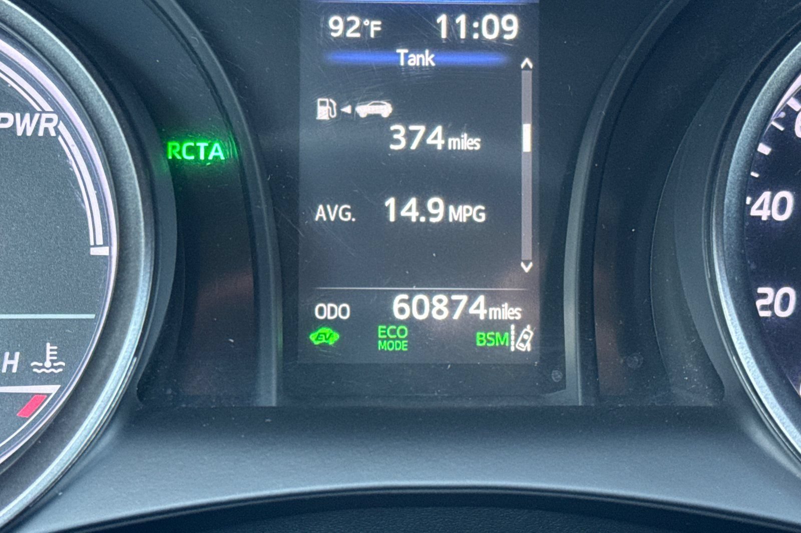 Certified 2022 Toyota Camry SE FWD image 3