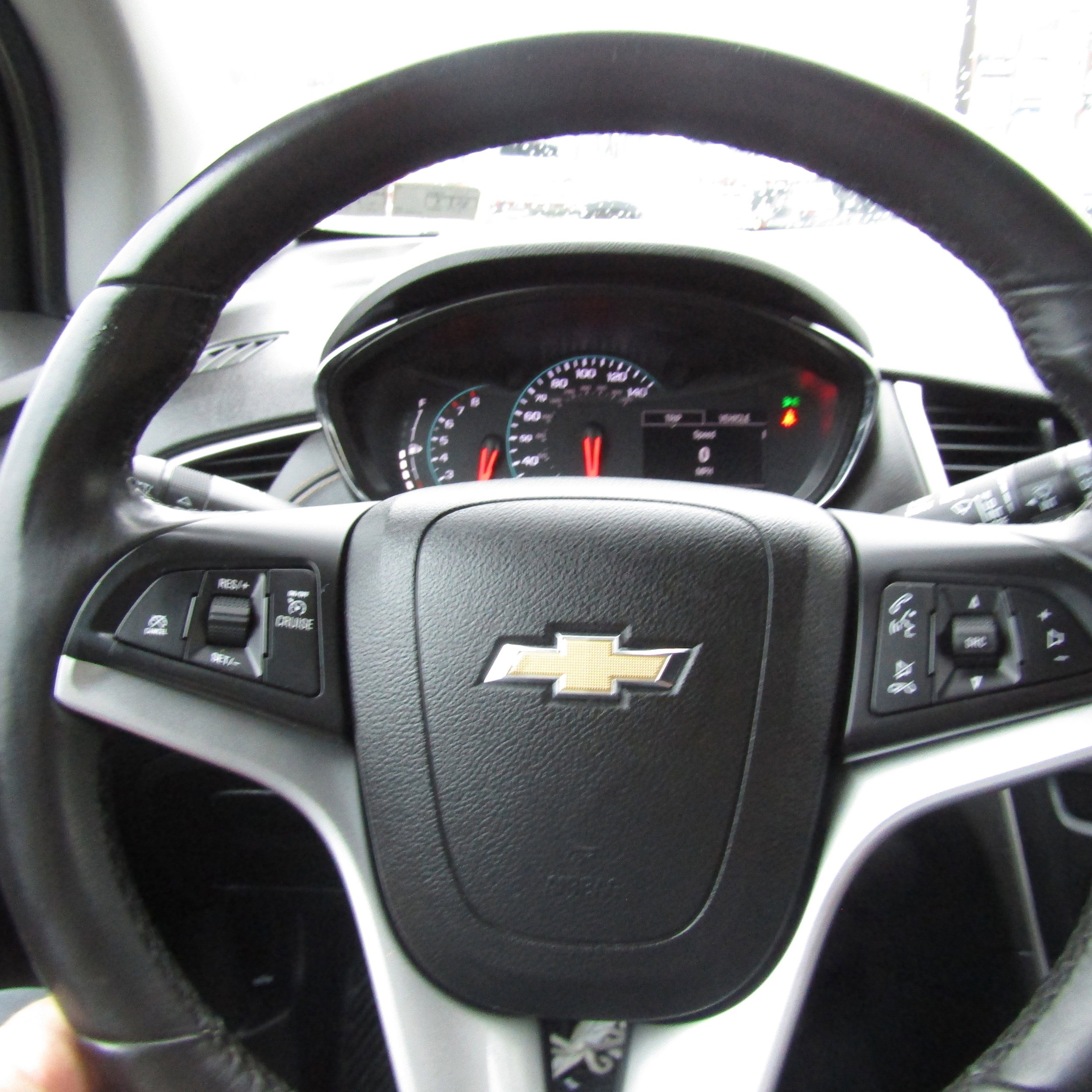 Used 2018 Chevrolet Trax LT w/ Driver Confidence Package AWD/4WD image 15