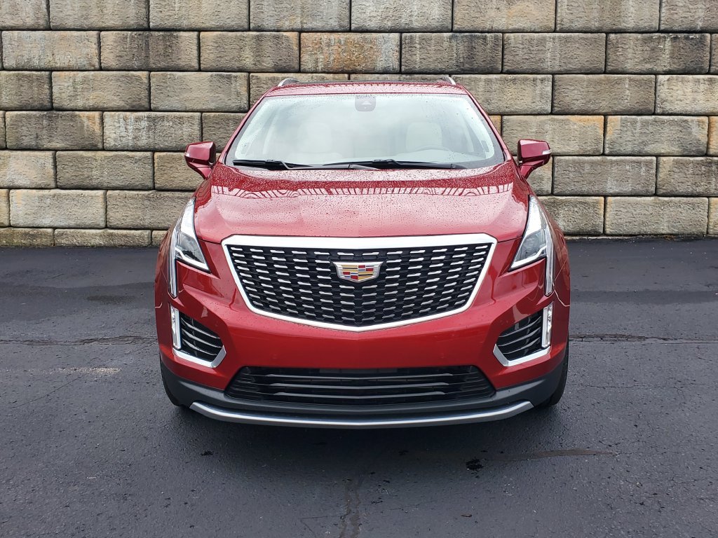 Used 2023 Cadillac XT5 Premium Luxury w/ LPO, Floor Liner Package AWD/4WD image 8